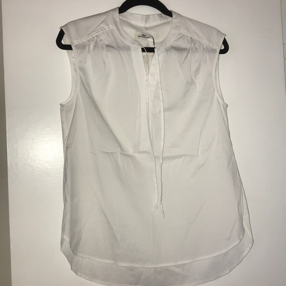 Vineyard Vines sleeveless top